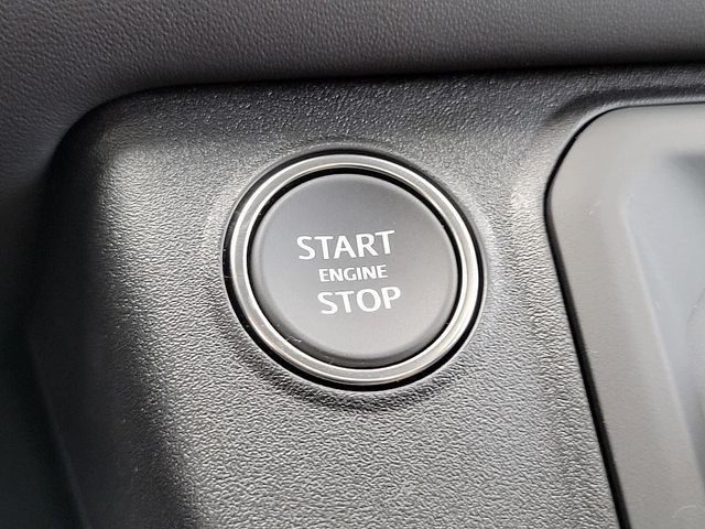 2025 Land Rover Defender 110 X-Dynamic SE photo 19