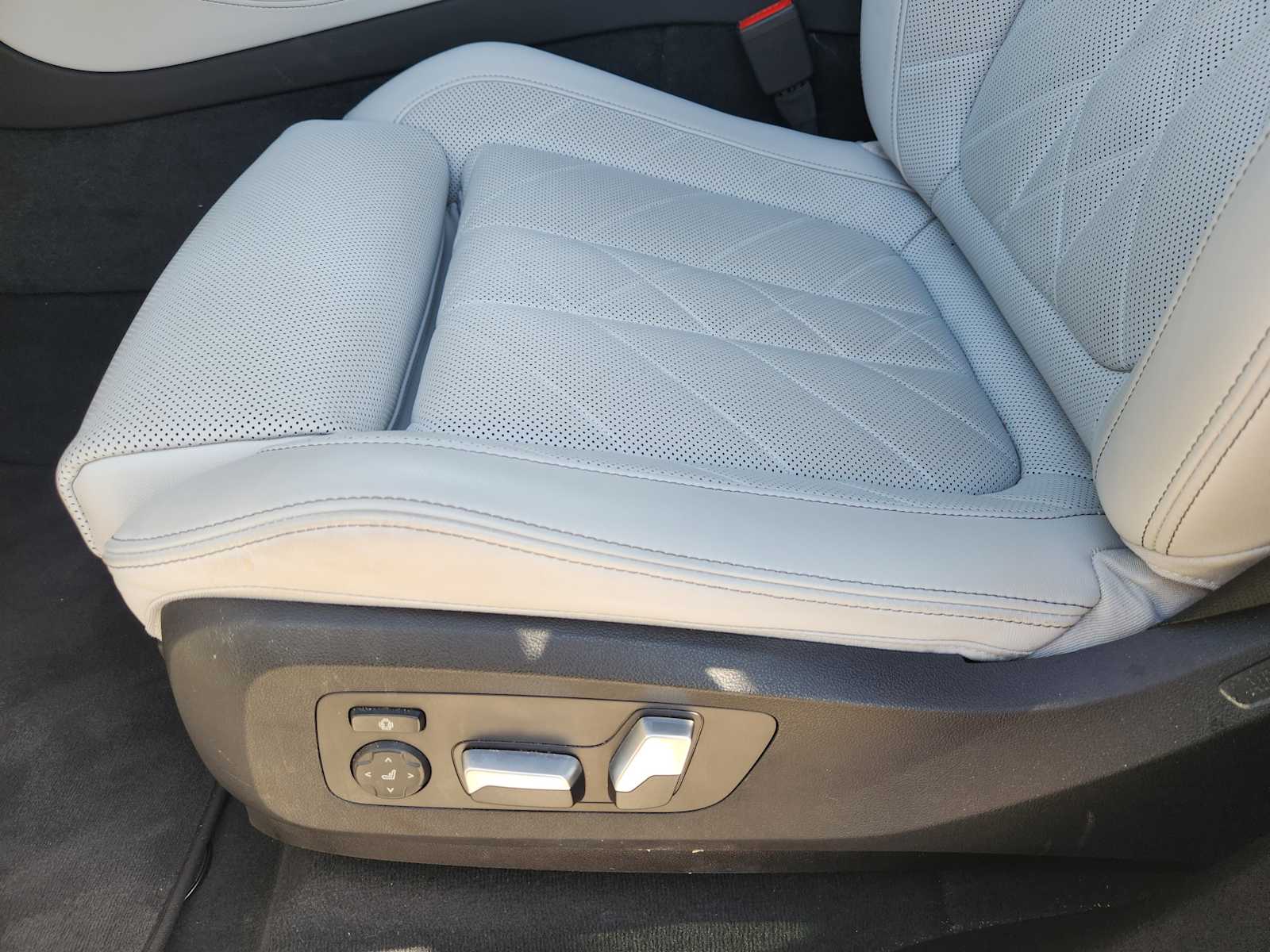 2023 Bmw X5 xDrive45e photo 11
