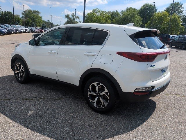 2022 Kia Sportage LX photo 3