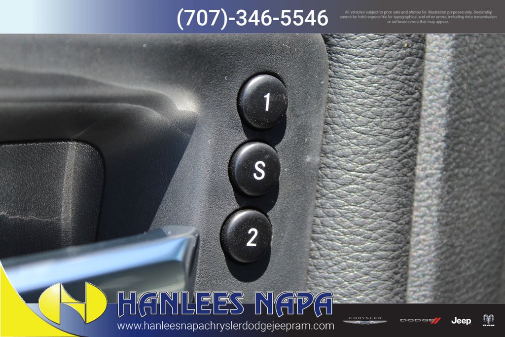 2025 Ram 3500 Laramie photo 13