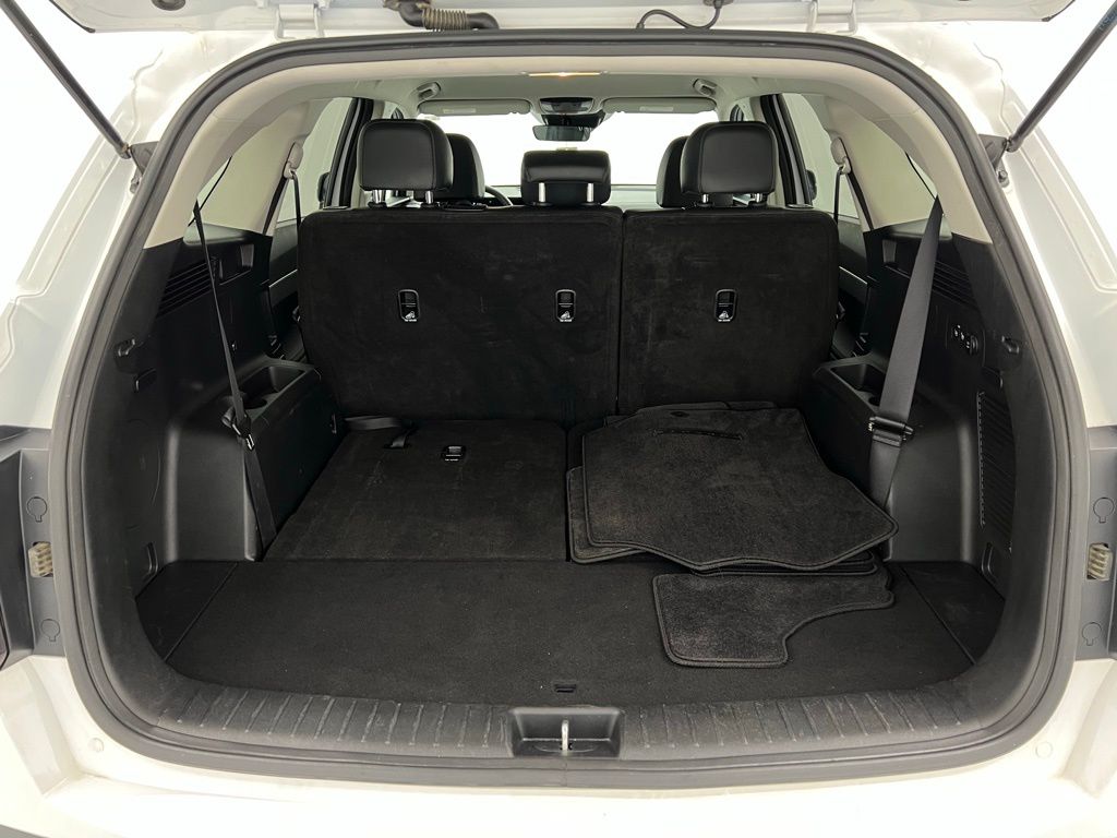 2024 Kia Sorento S photo 47