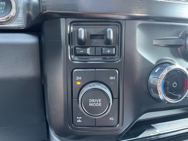 2025 Ford F-350 photo 31