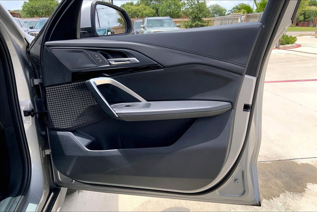 2024 Bmw X1 XDrive28i photo 16