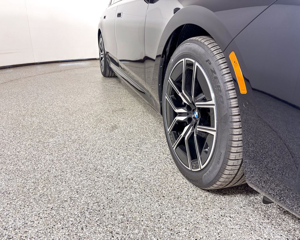 2025 Bmw 750e 750e xDrive photo 8