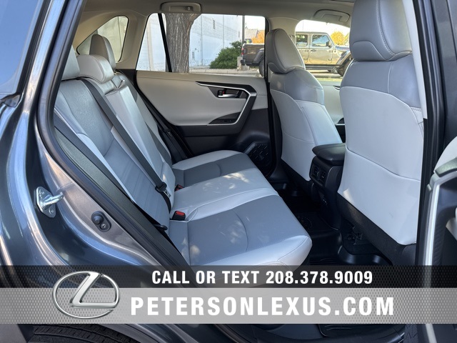 2023 Toyota RAV4 Hybrid Limited photo 14