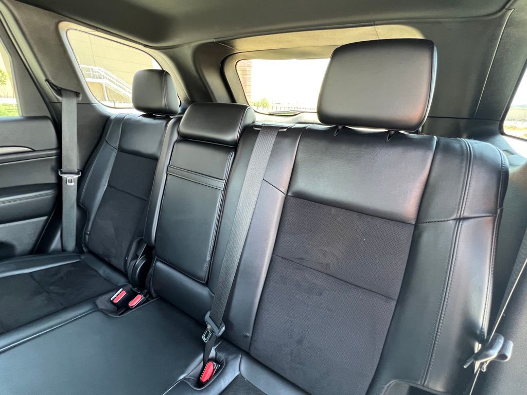 2021 Jeep Grand Cherokee Laredo X photo 3