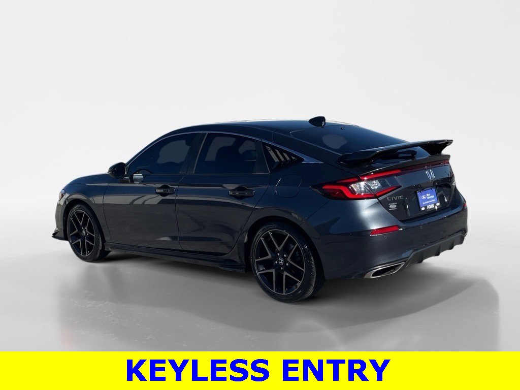 2024 Honda Civic Sport Touring photo 2