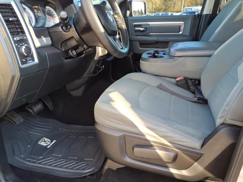 2014 Ram 2500 SLT photo 10