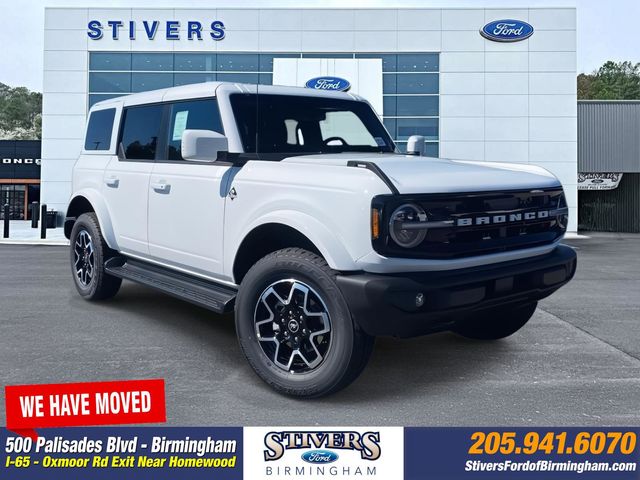 2025 Ford Bronco 4-Door Outer Banks's photo