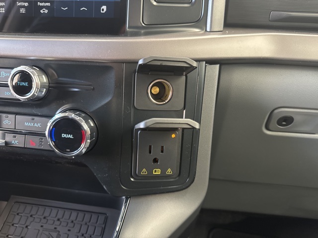 2025 Ford F-150 XLT photo 29