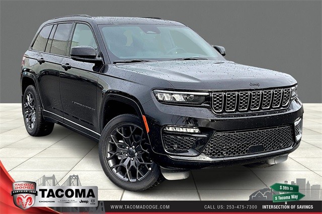 New 2025 Jeep Grand Cherokee Summit Utility in Tacoma
