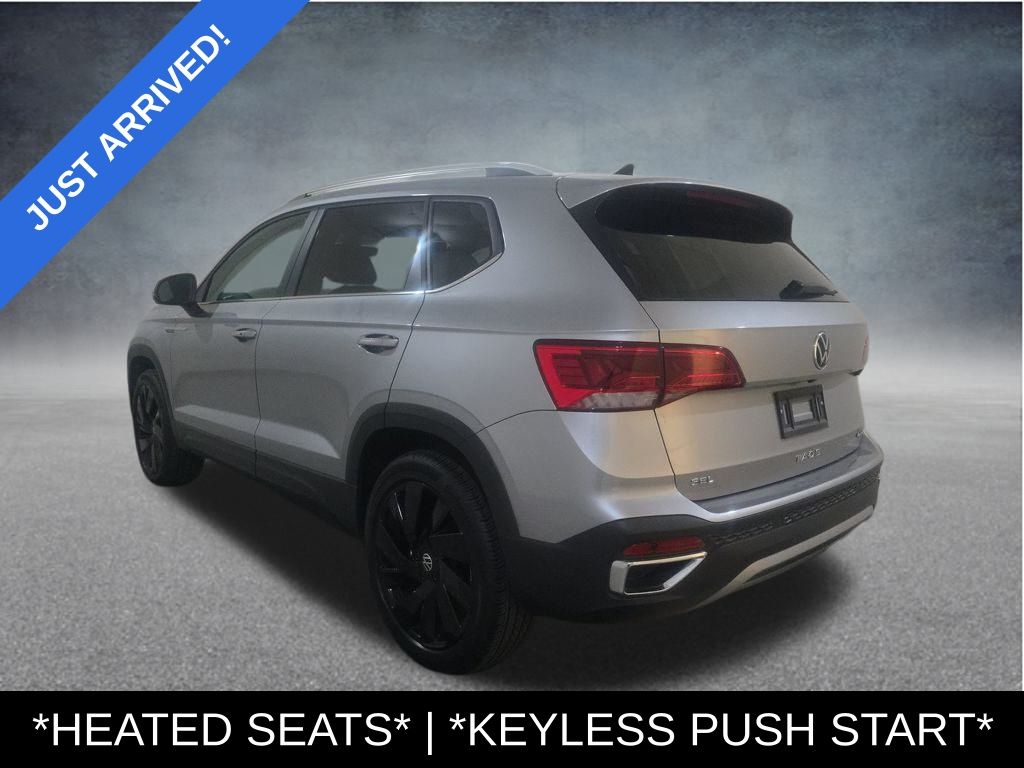 2024 Volkswagen Taos SEL photo 4