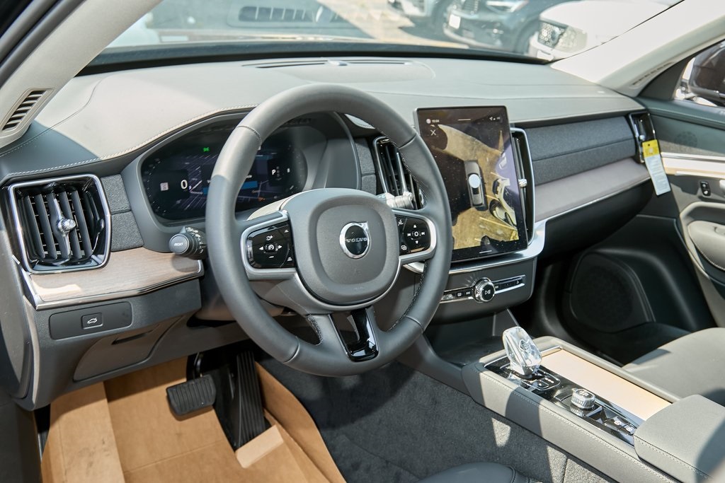 2026 VOLVO XC90 - Image 10
