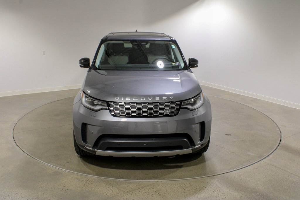 2025 Land Rover Discovery S photo 7