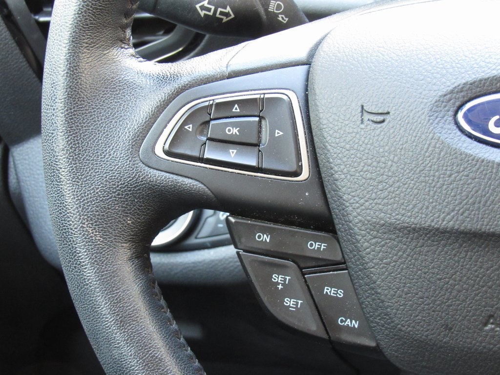 2018 Ford Escape SEL photo 21