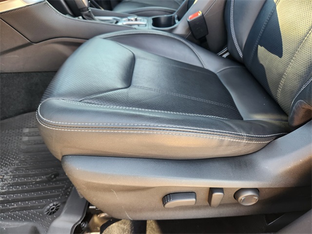 2022 Subaru Forester Touring photo 23