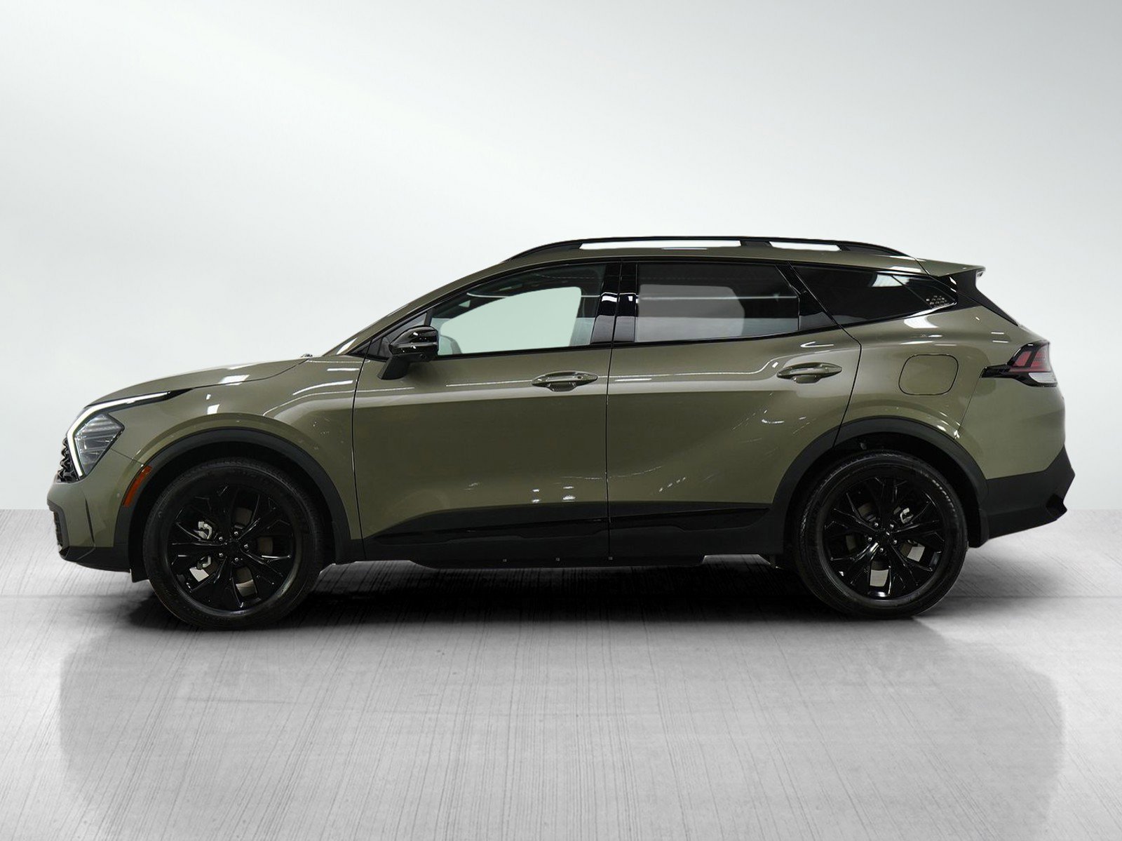 Used 2025 Kia Sportage X-Line Prestige with VIN KNDPZDDHXS7243630 for sale in Minneapolis, Minnesota