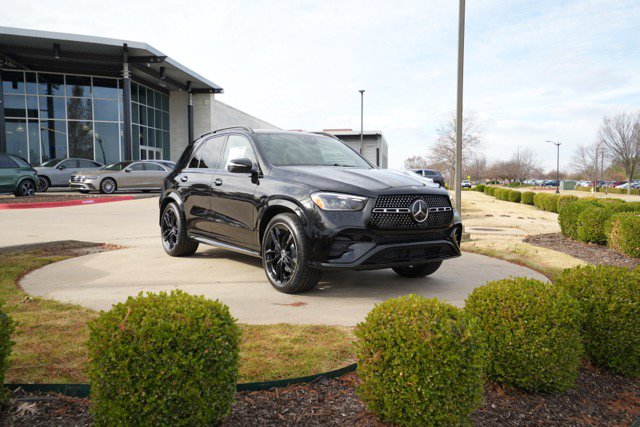 2026 Mercedes-Benz GLE GLE450's photo