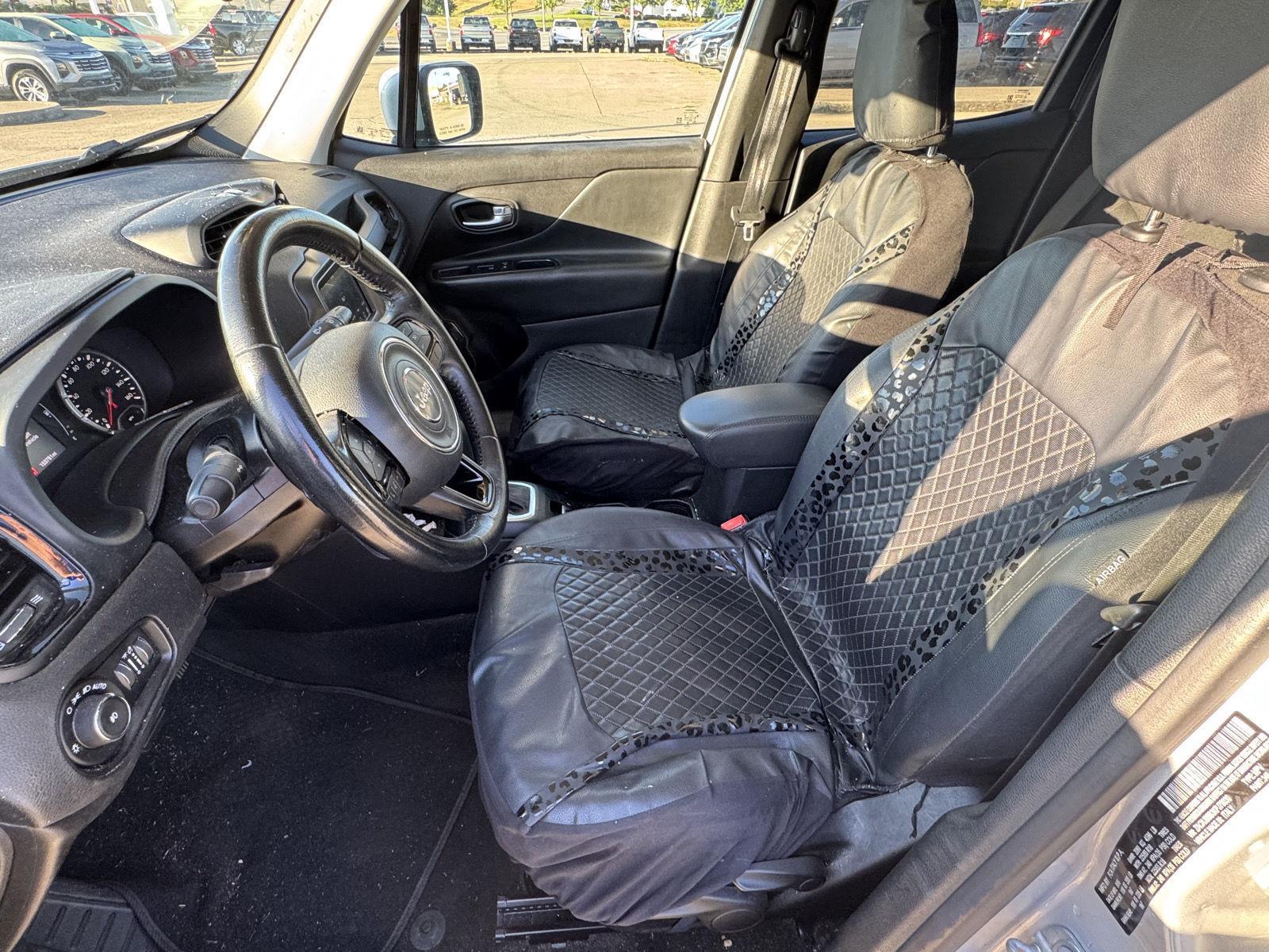 2019 Jeep Renegade Altitude photo 2