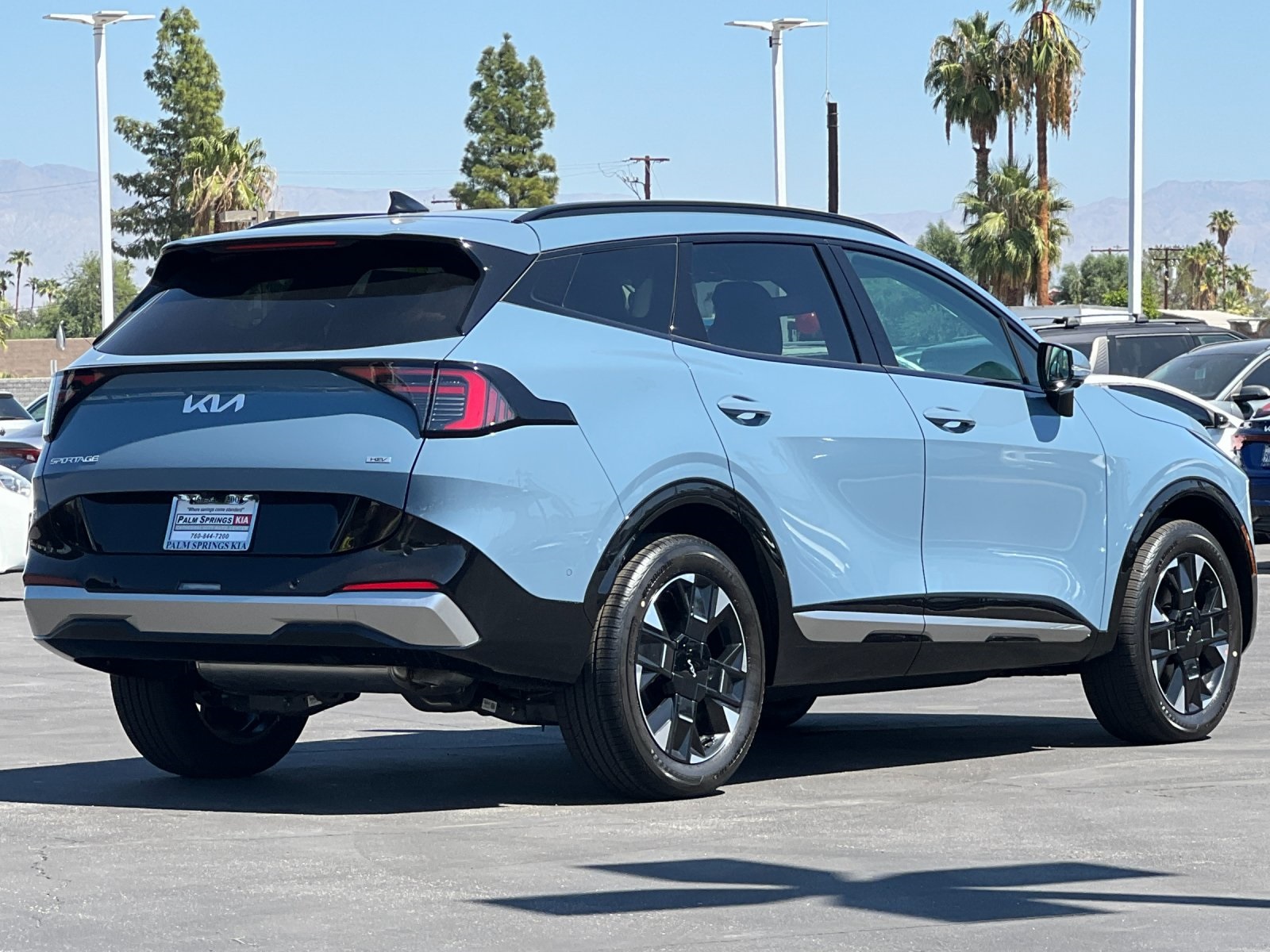 2026 Kia Sportage Hybrid photo 2