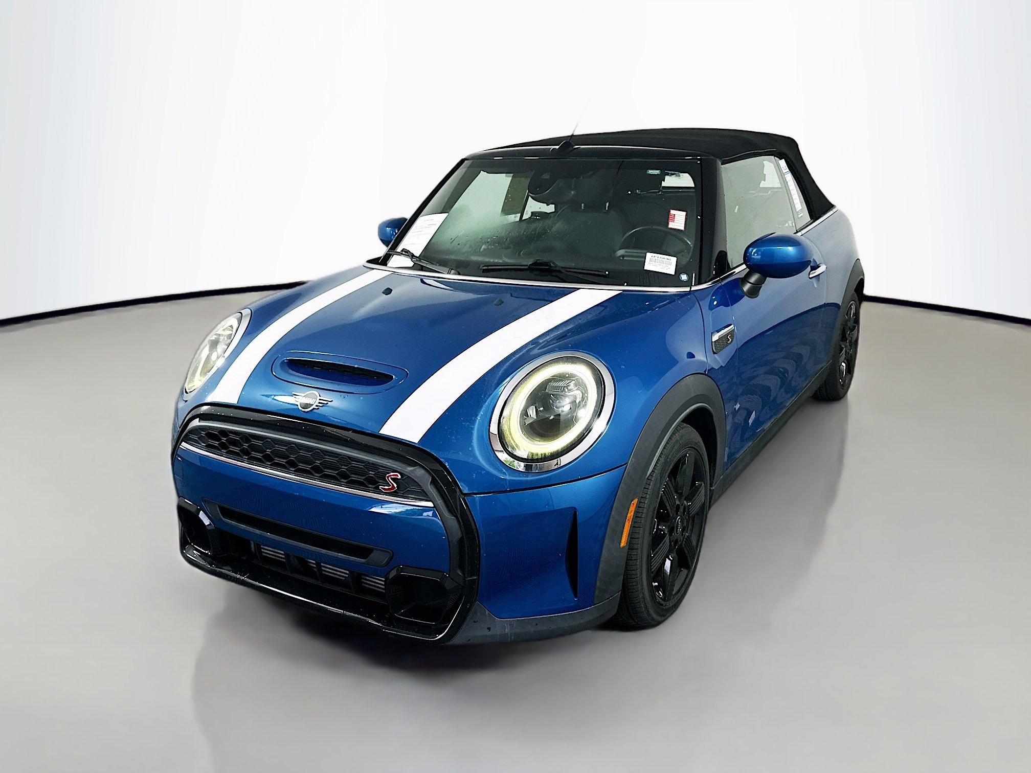 2022 Mini Cooper Convertible S photo 3