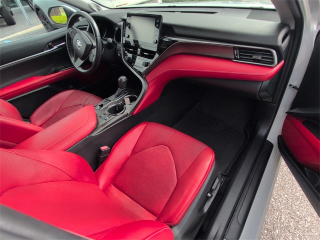 2022 Toyota Camry XSE photo 14