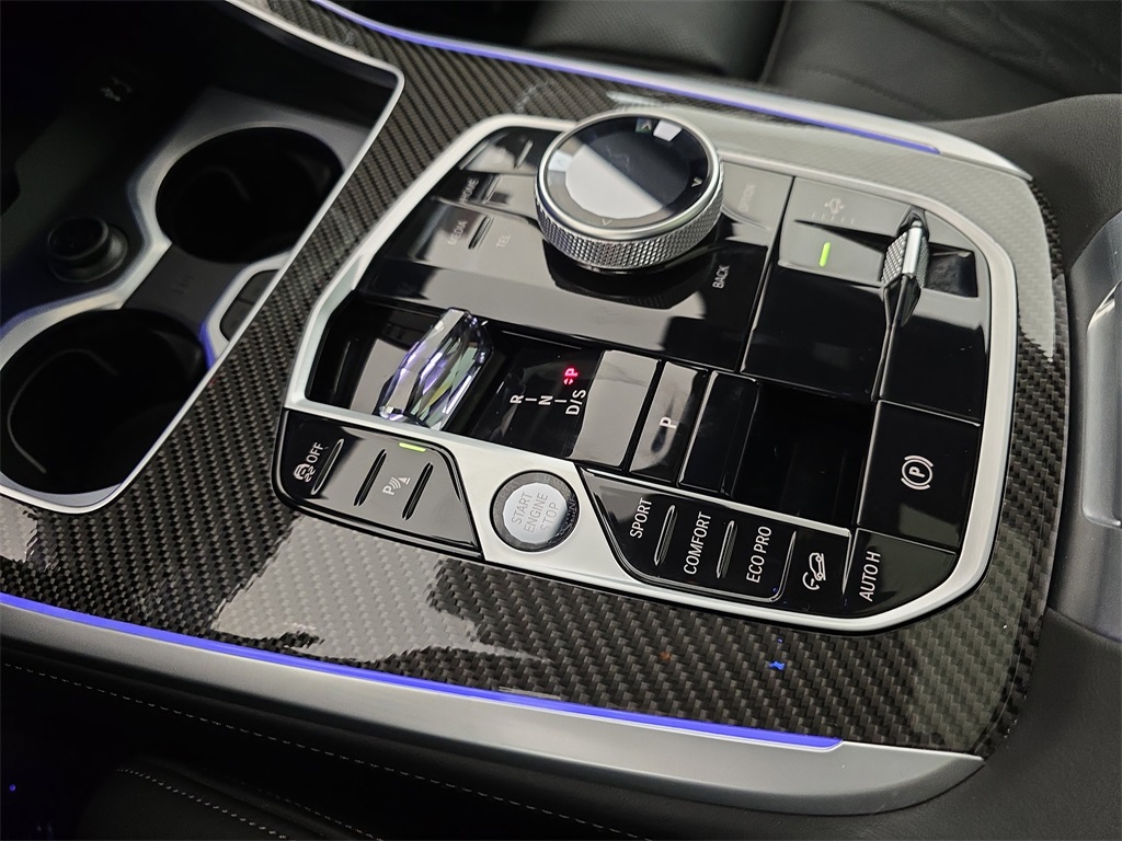 2023 Bmw X7 M60i photo 25