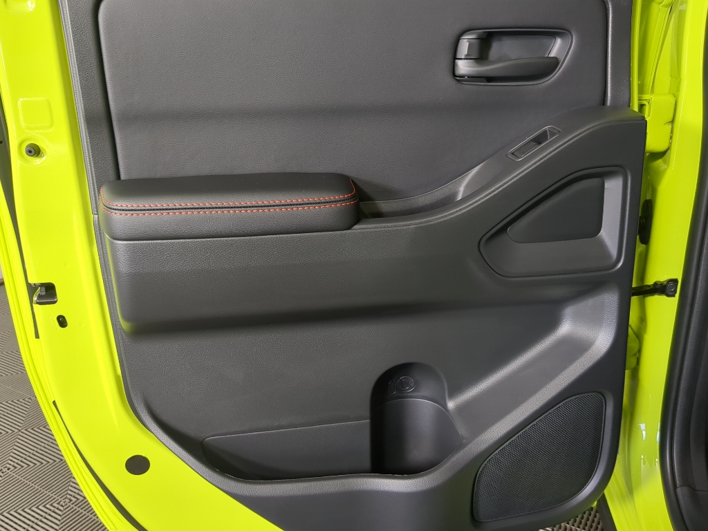 2026 Nissan Frontier PRO-4X photo 11