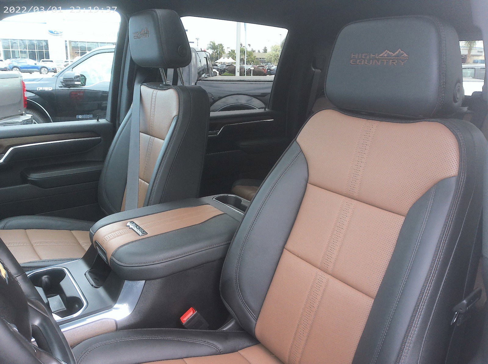 2025 Chevrolet Silverado 3500HD High Country photo 28