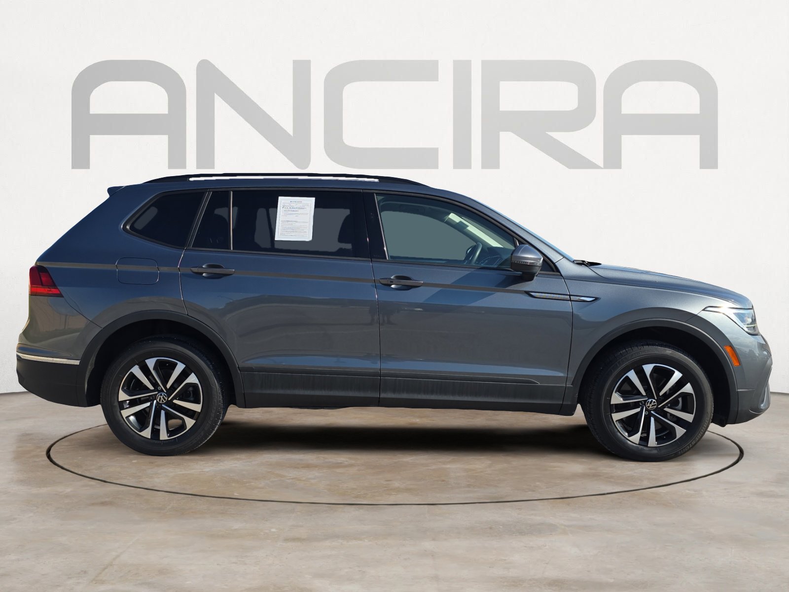 2022 Volkswagen Tiguan S photo 8