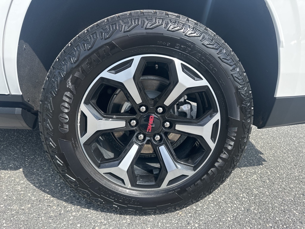 2025 Gmc Yukon AT4 photo 31