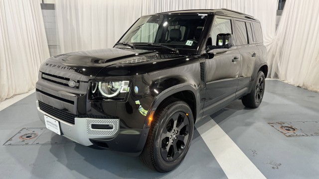 2025 Land Rover Defender S