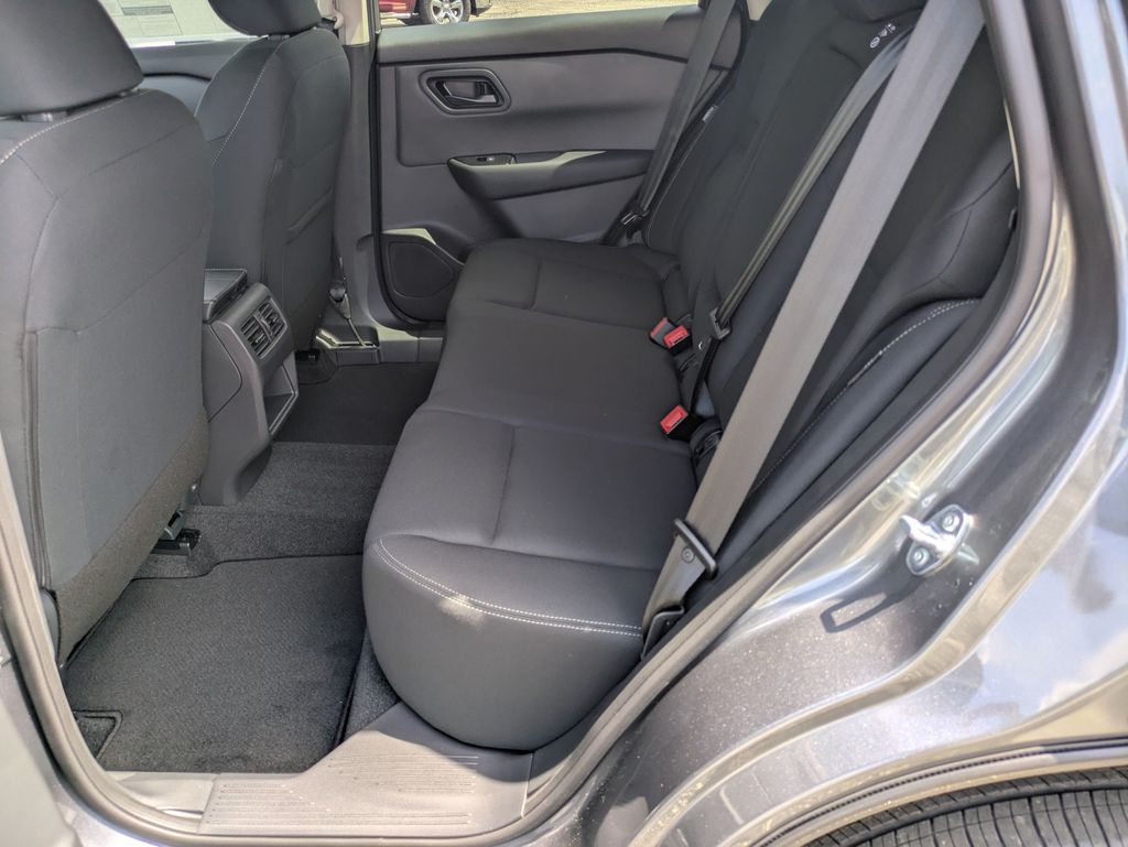 2026 Nissan Rogue S photo 22