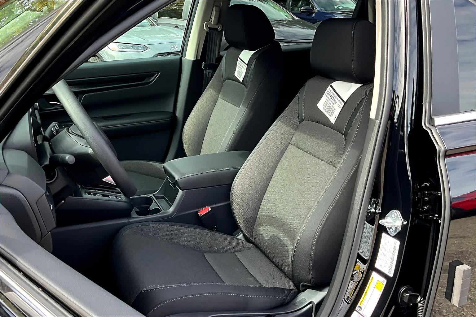 2025 Honda CR-V LX photo 10