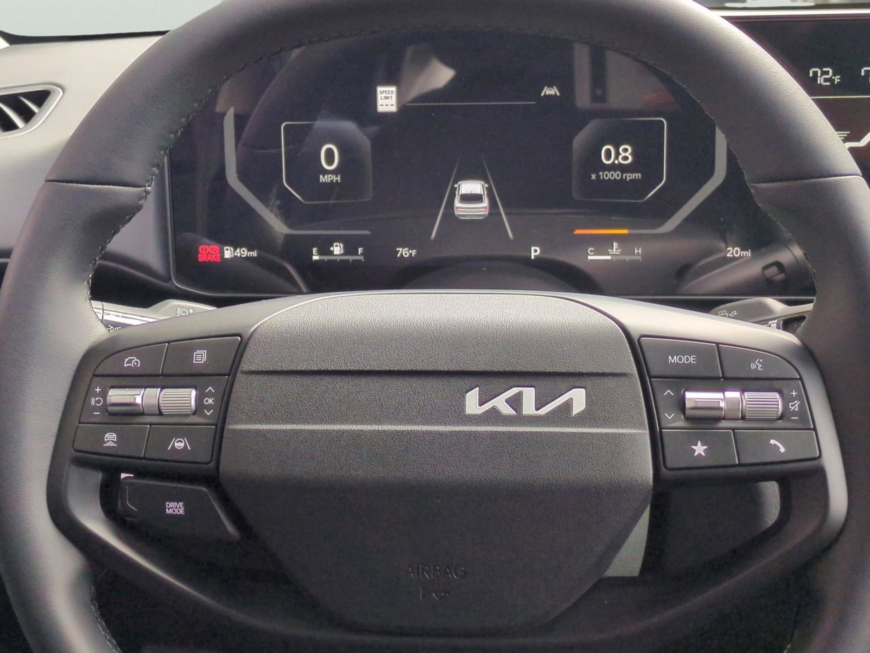 2025 Kia K4 EX photo 21
