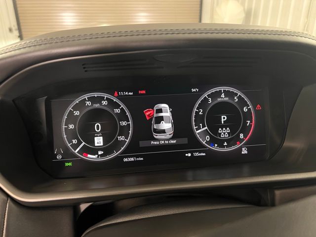 2020 Land Rover Discovery HSE Luxury photo 25