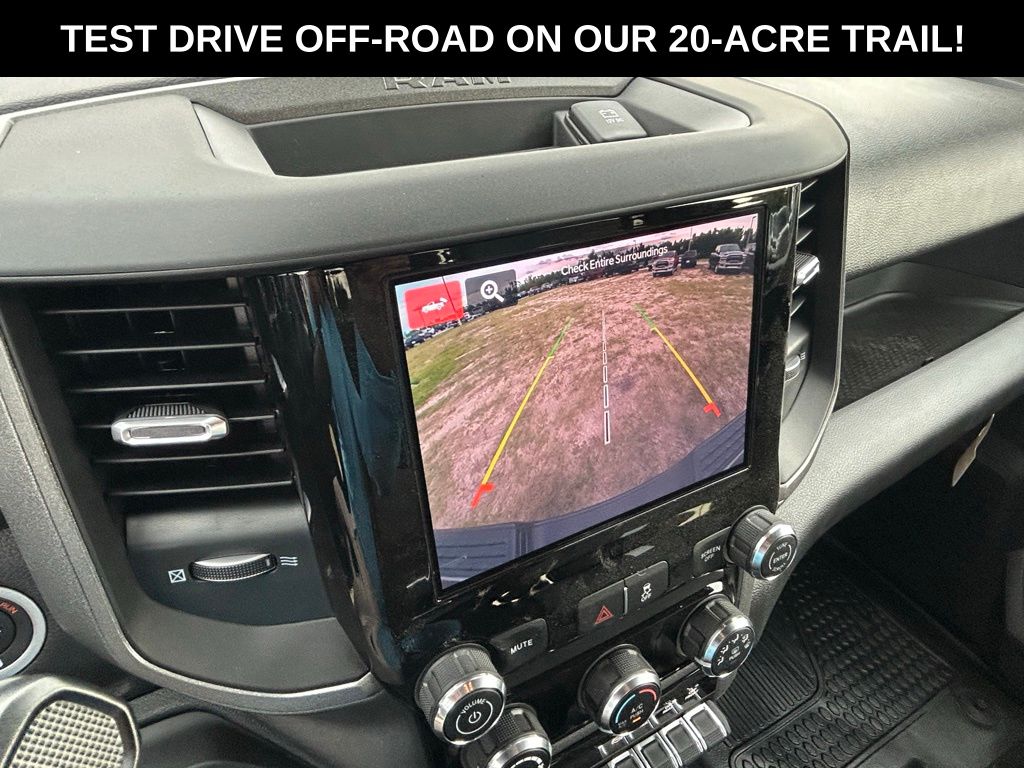 2026 Ram 2500 Tradesman photo 13
