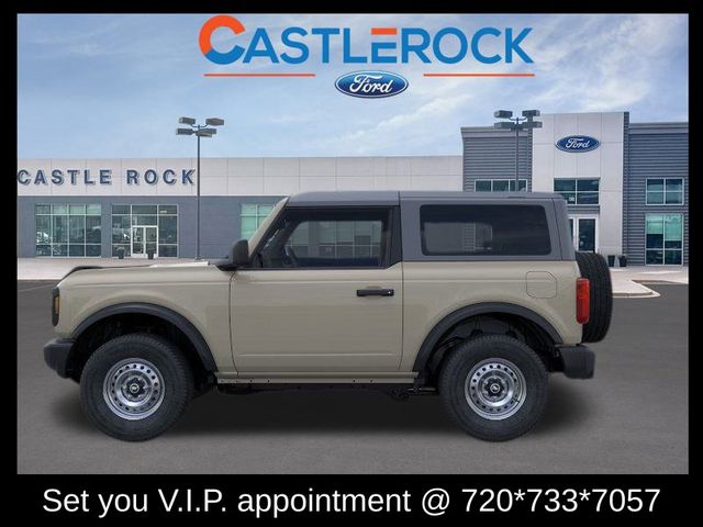2025 Ford Bronco Base photo 3