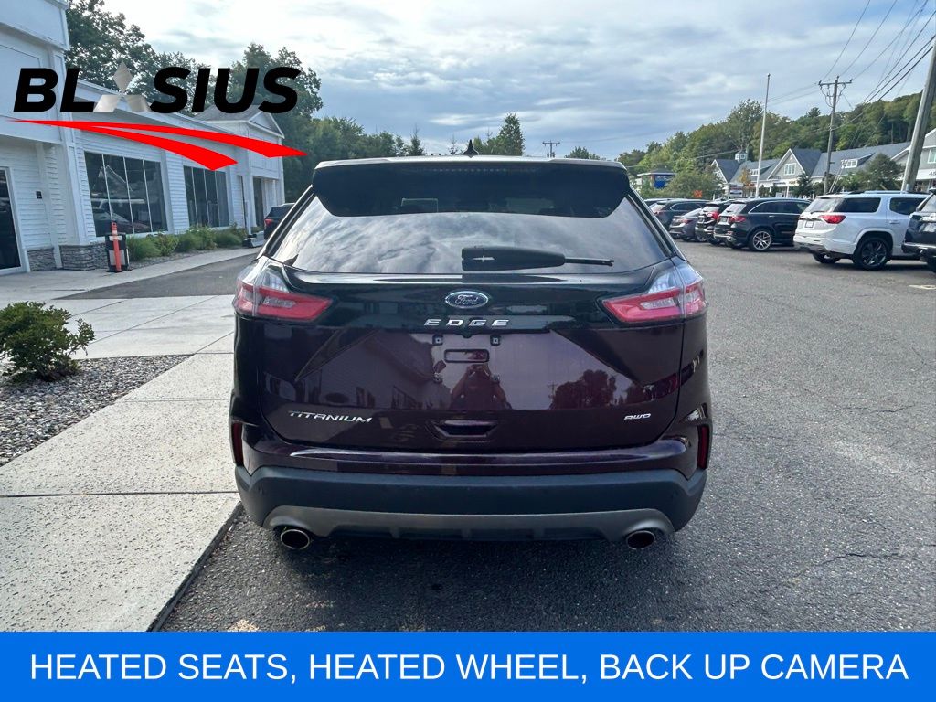 2023 Ford Edge Titanium photo 3