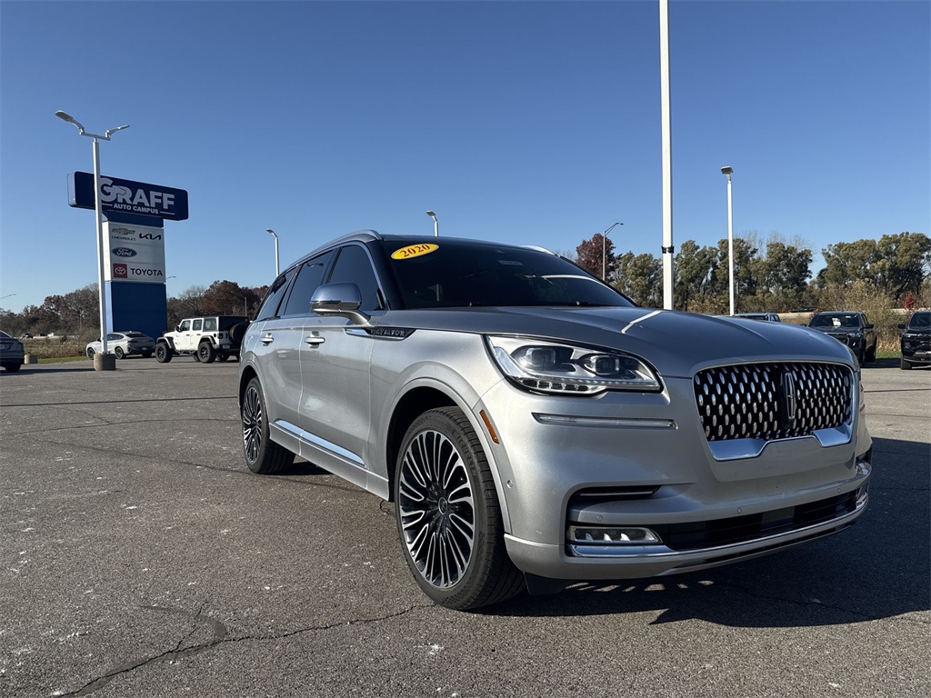 2020 Lincoln Aviator Black Label photo 2