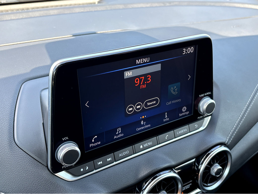 2023 Nissan Sentra SV photo 7