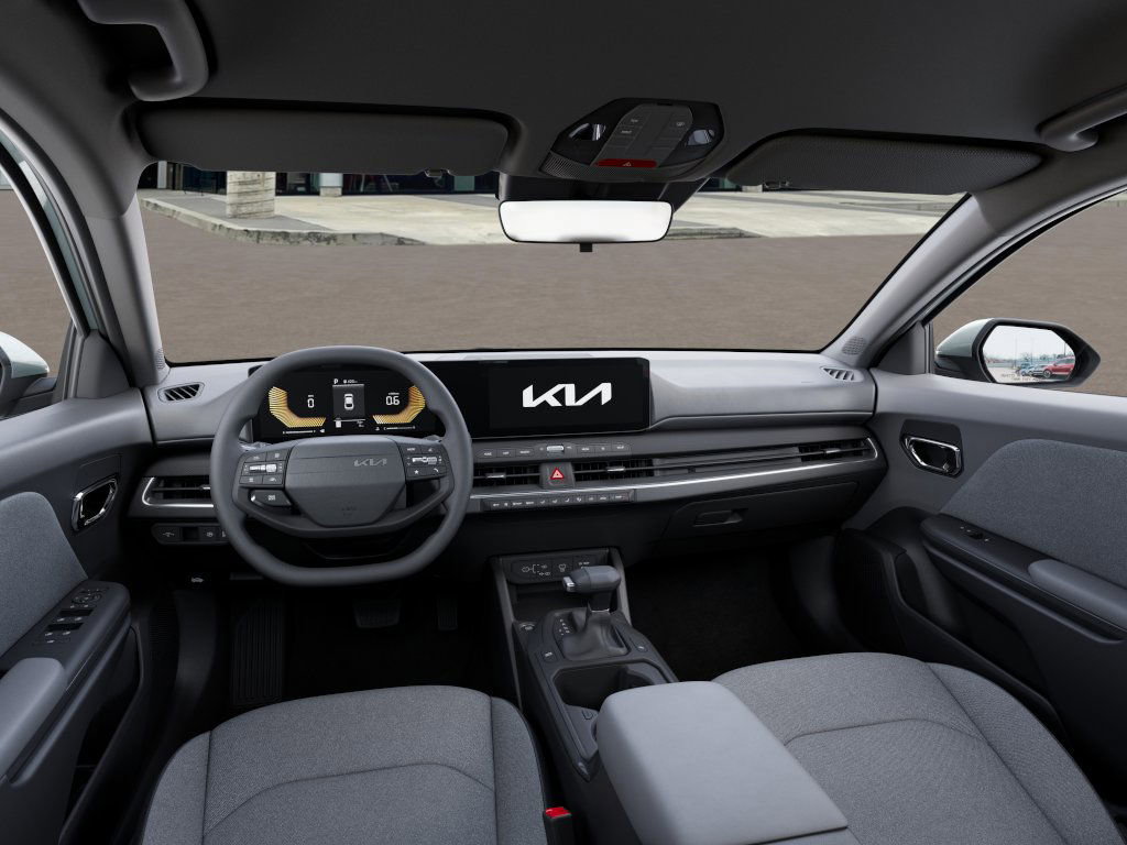 2025 Kia K4 LXS photo 12