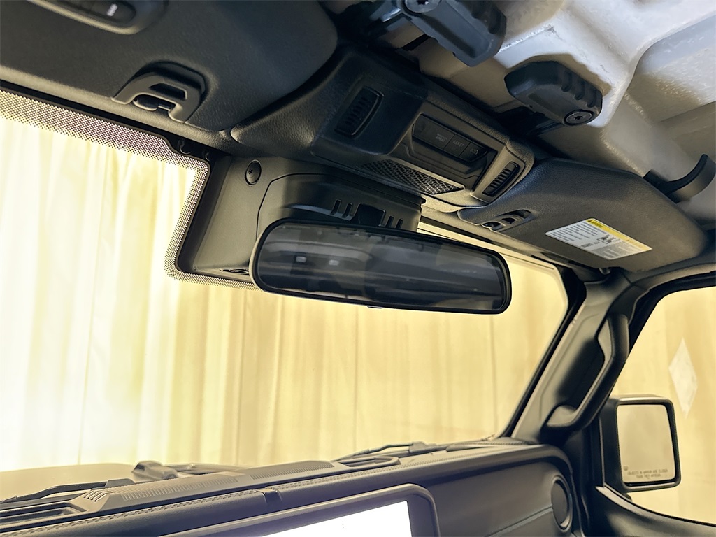 2024 Jeep Wrangler Rubicon 4xe photo 35