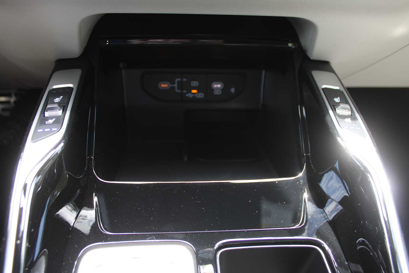 2025 Kia Sorento Hybrid SX Prestige photo 40