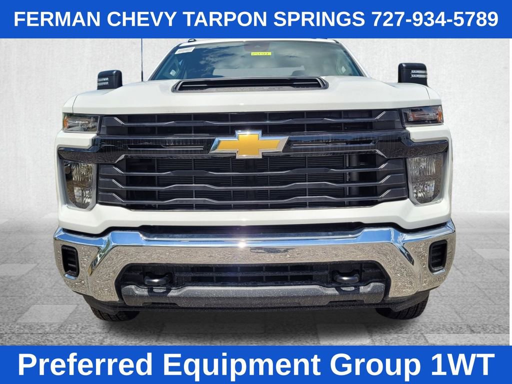 2025 Chevrolet Silverado 3500HD Work Truck photo 2
