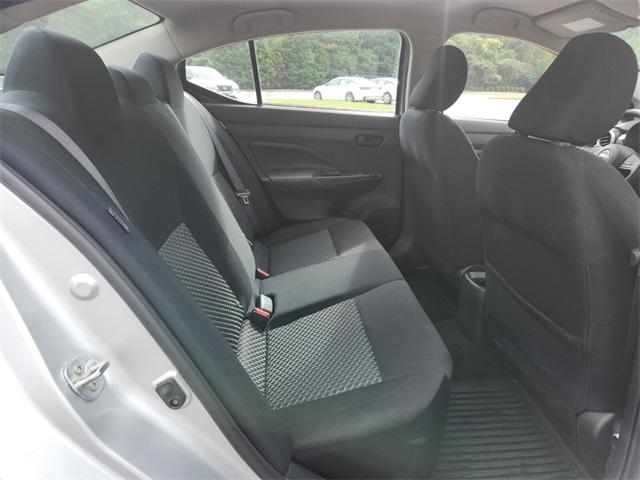 2024 Nissan Versa 1.6 S photo 13