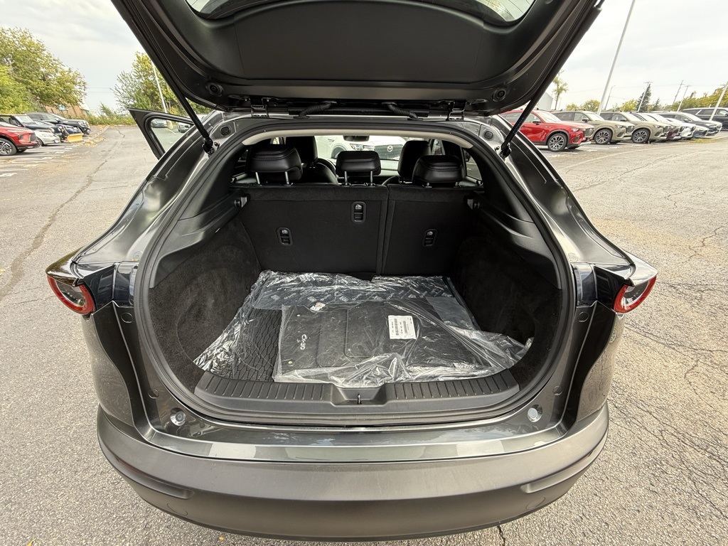 2025 Mazda CX-30 2.5 S Preferred photo 5