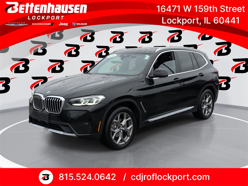 2022 BMW X3 30i's photo