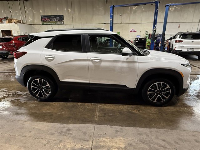 2026 Chevrolet Trailblazer LT photo 3