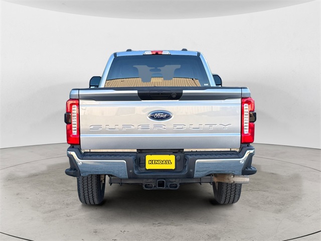 2024 Ford F-350 photo 4